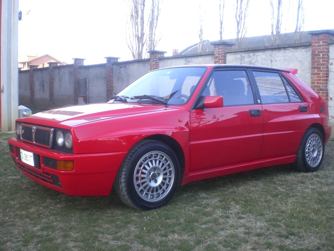 Lancia Delta evo 1 rosso monza SOLD Italia