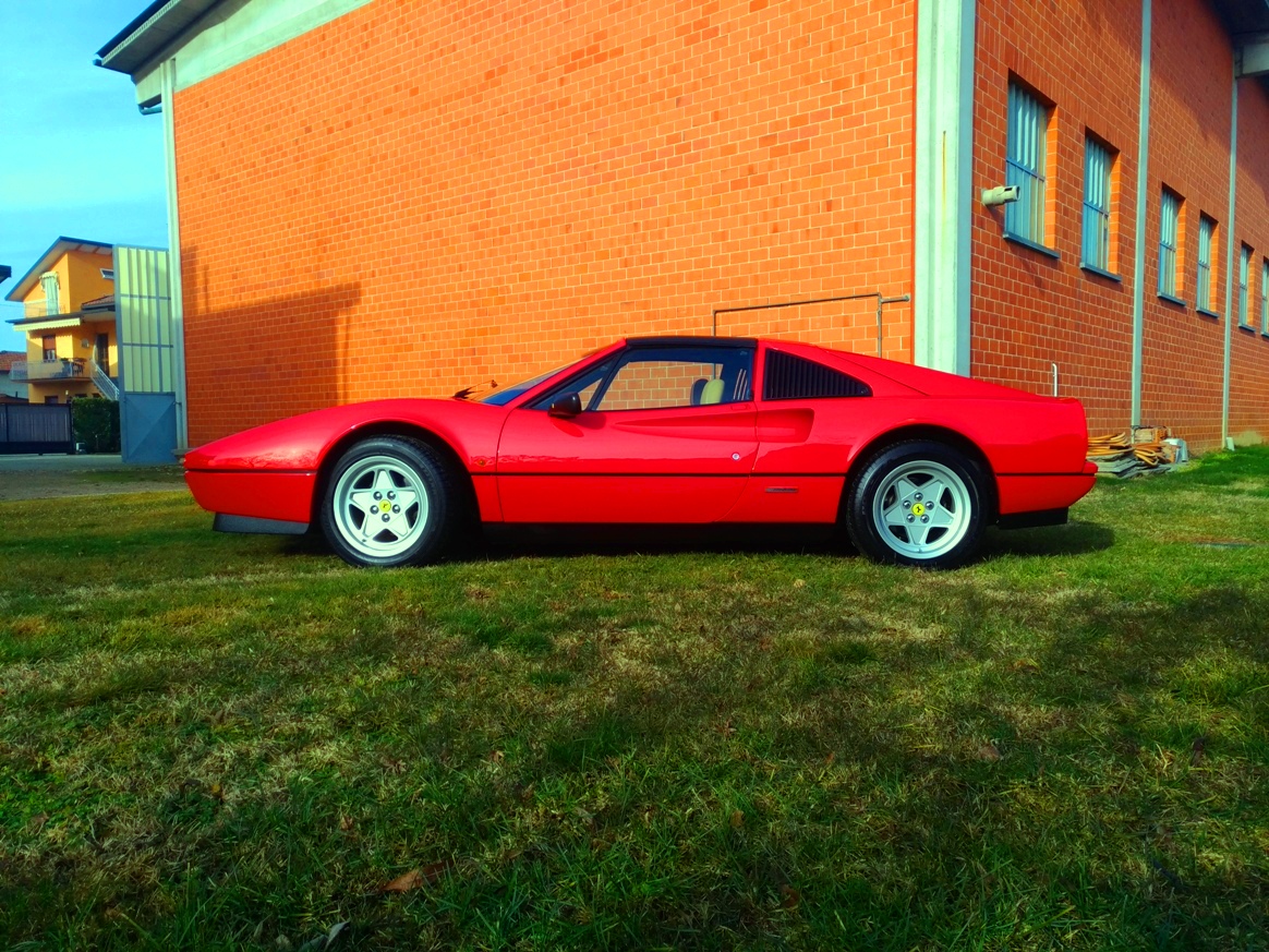 Ferrari 328 GTS SOLD Italia