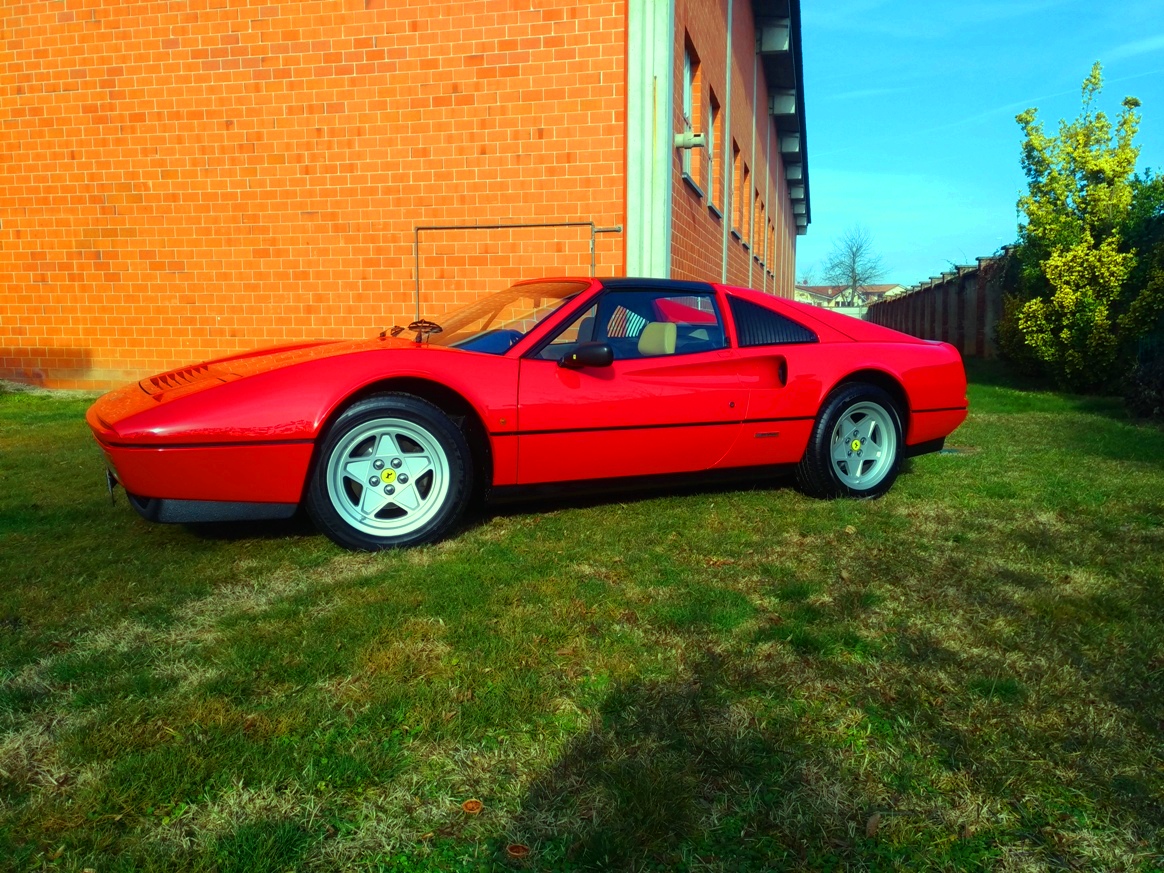 Ferrari 328 GTS SOLD Italia