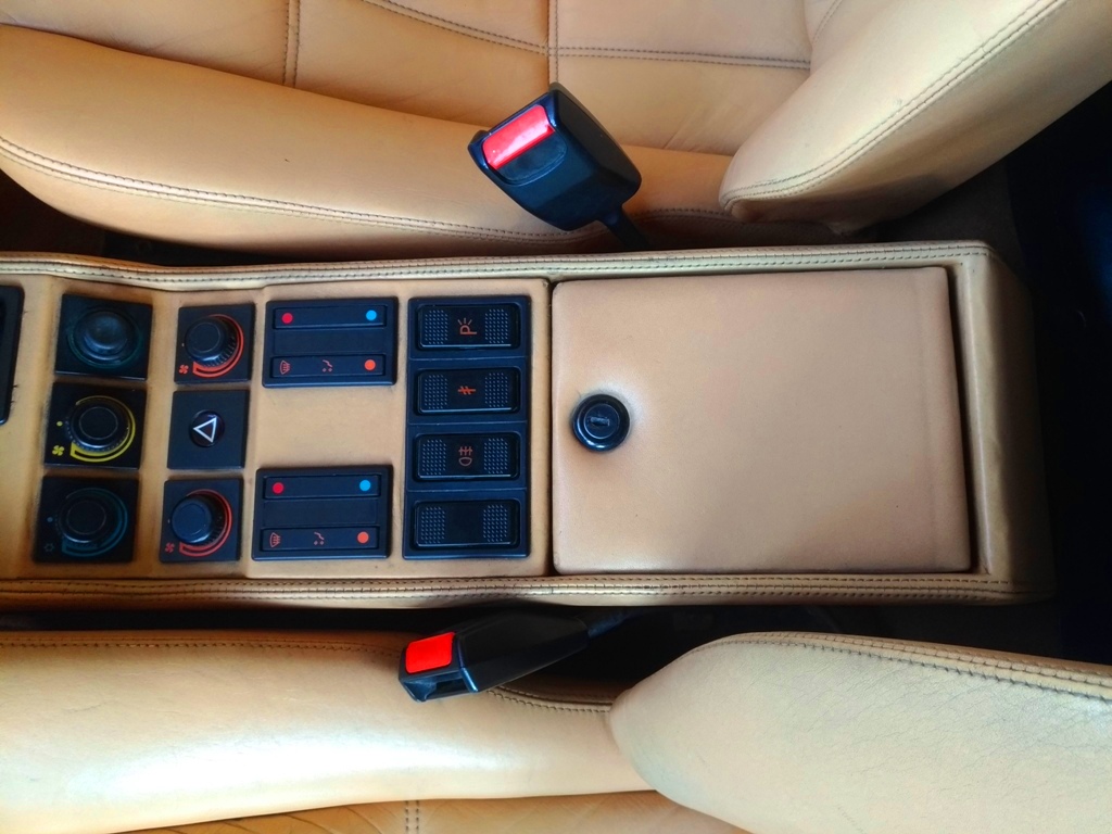 Ferrari 328 GTS SOLD Italia