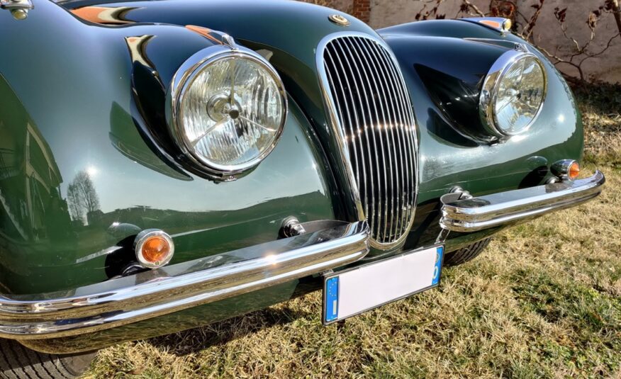 Jaguar XK 120 OTS SE SOLD Italia