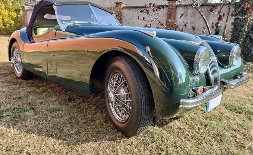 Jaguar XK 120 OTS SE SOLD Italia