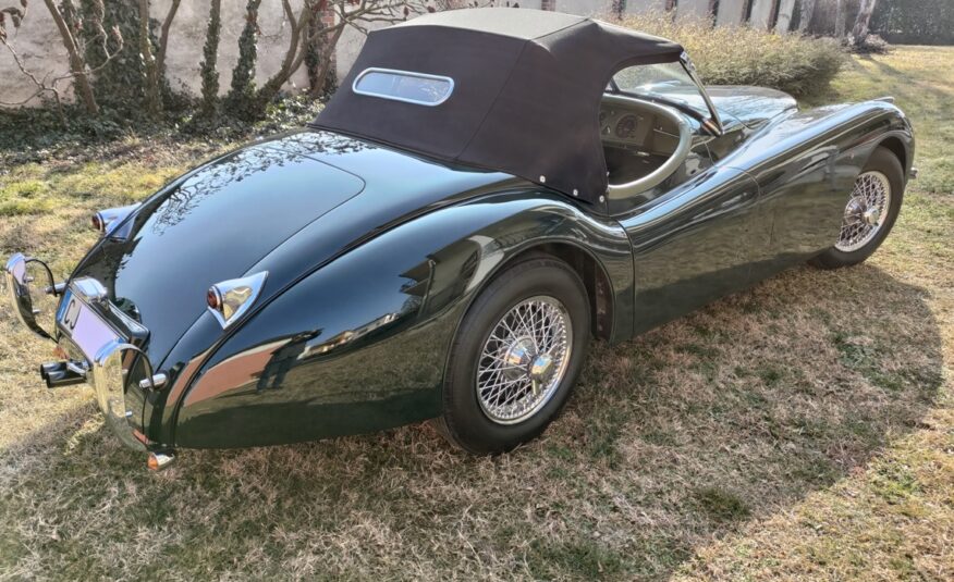 Jaguar XK 120 OTS SE SOLD Italia