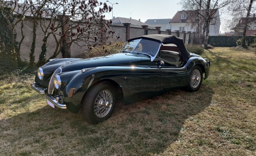 Jaguar XK 120 OTS SE SOLD Italia