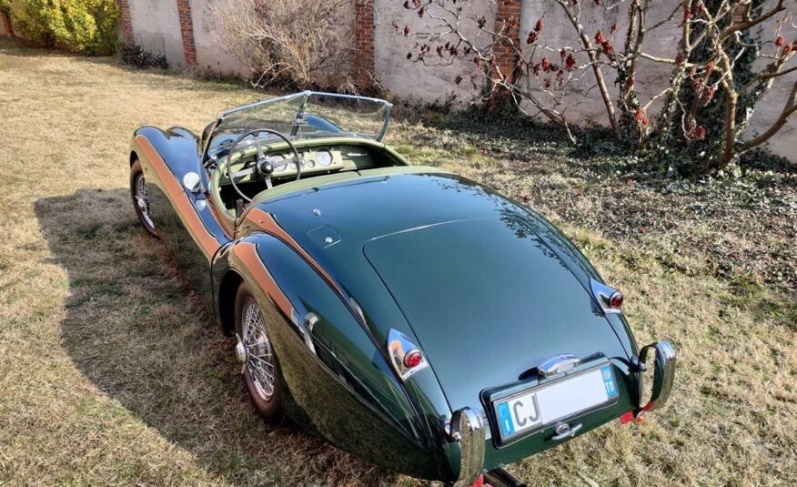 Jaguar XK 120 OTS SE SOLD Italia