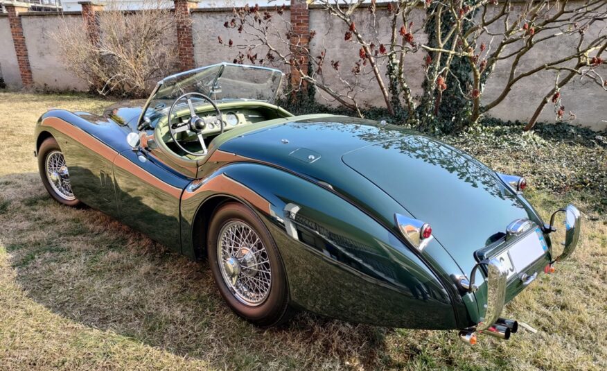 Jaguar XK 120 OTS SE SOLD Italia