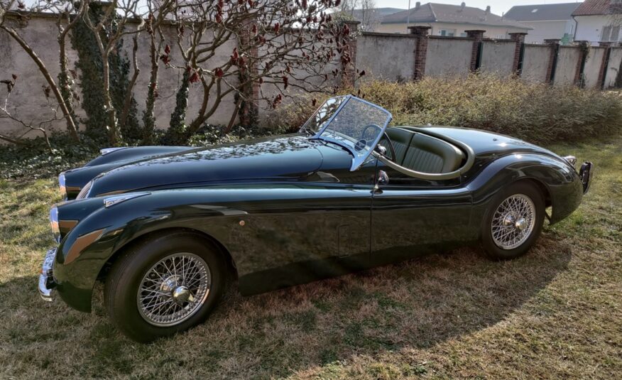 Jaguar XK 120 OTS SE SOLD Italia