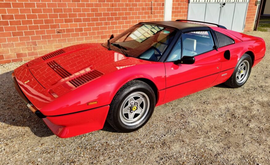 Ferrari 308 Quattrovalvole 17.000 km originali