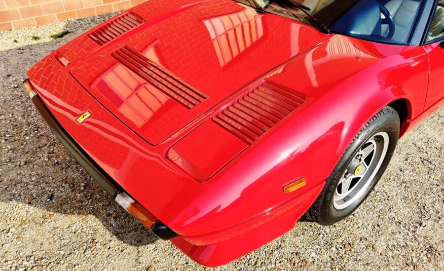 Ferrari 308 Quattrovalvole 17.000 km originali