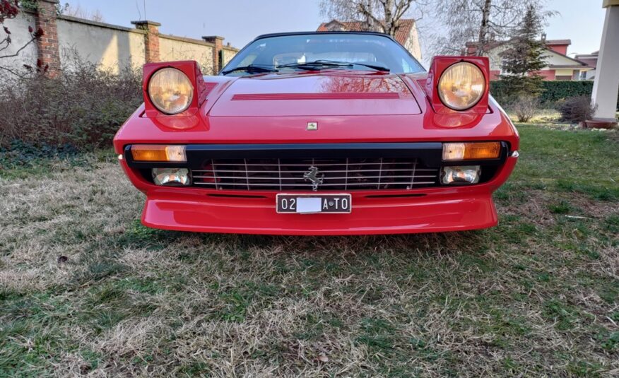 Ferrari 308 Quattrovalvole 17.000 km originali