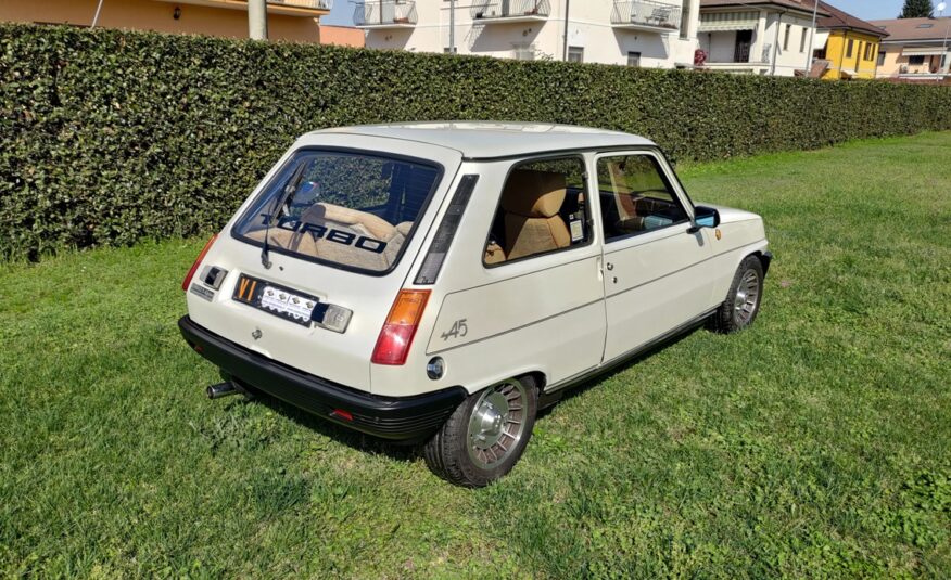 Renault 5 Alpine turbo versione speciale Coppa